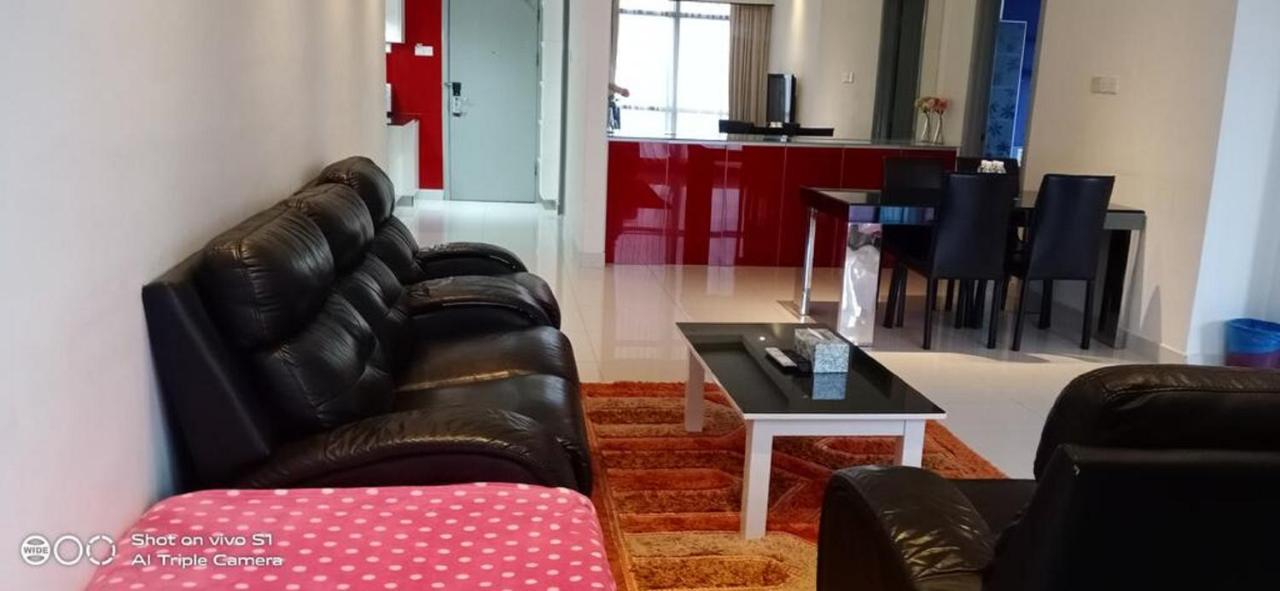 Victory Apartment Berjaya Times Square Kl Kuala Lumpur Exterior photo